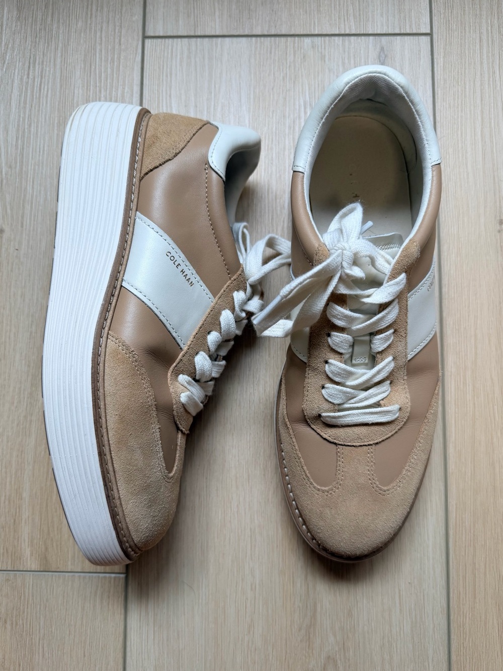 Women’s Cole Haan Platform Sneakers size 11